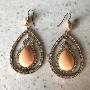 🌿Claires Peach Gemstone Dangle Earrings